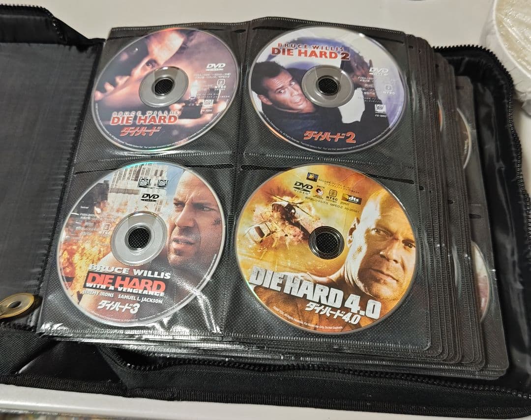 【中古】洋画 DVD コレクション1995〜2008年？作品　収納ファイル保管
