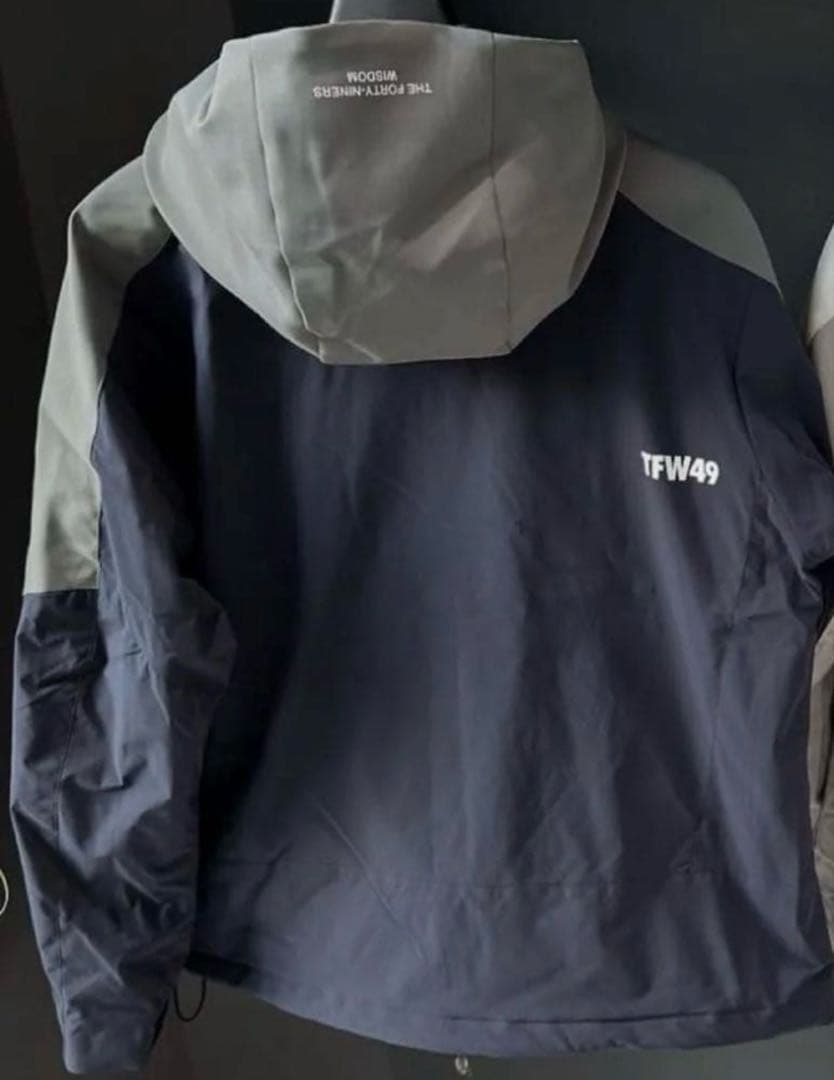 TFW49 OCTA INSULATED PARKA 保温ゴルフジャケット