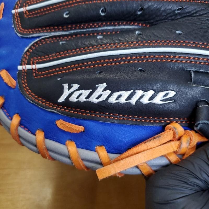 ヤバネ イージーキャッチャーミット 人気カラー 未使用品 軟式グローブ