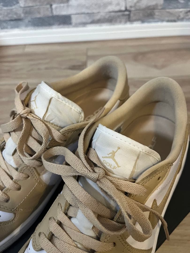 ゴルフシューズ　29 センチ　Nike Air Jordan ベージュ/ホワイト