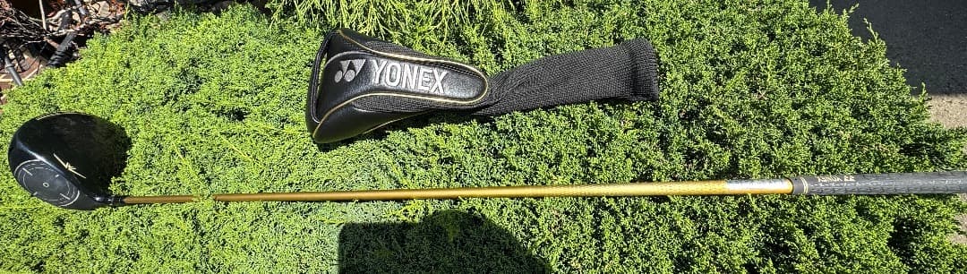 ゴルフヨネックス　ドライバー YONEX  EZONE 11.5