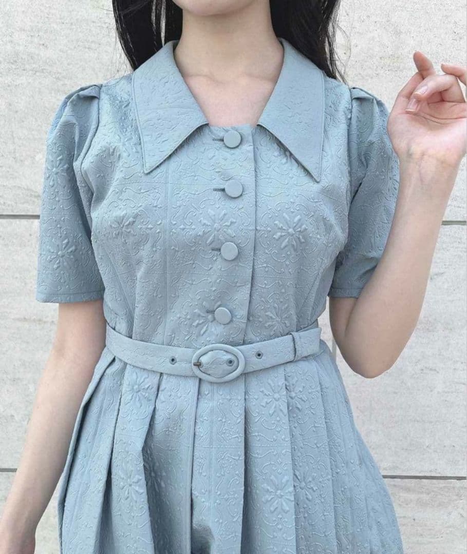 新品タグ付き an another angelus タイル風エンボス柄ワンピース