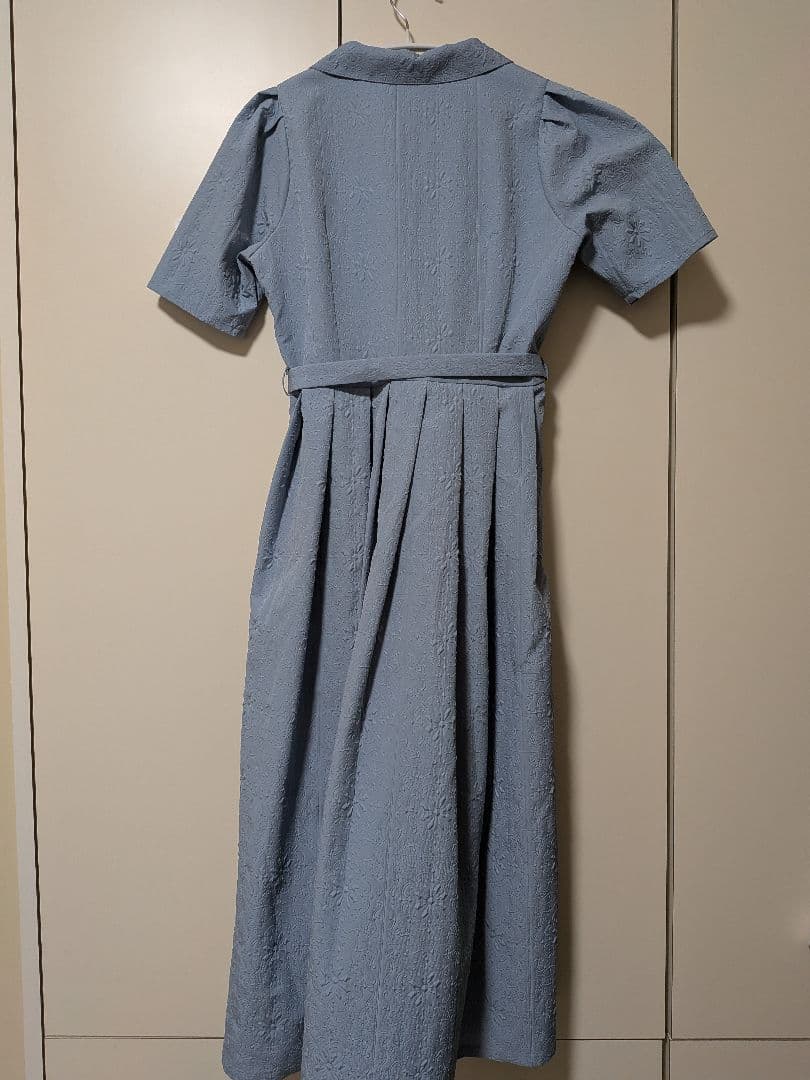 新品タグ付き an another angelus タイル風エンボス柄ワンピース