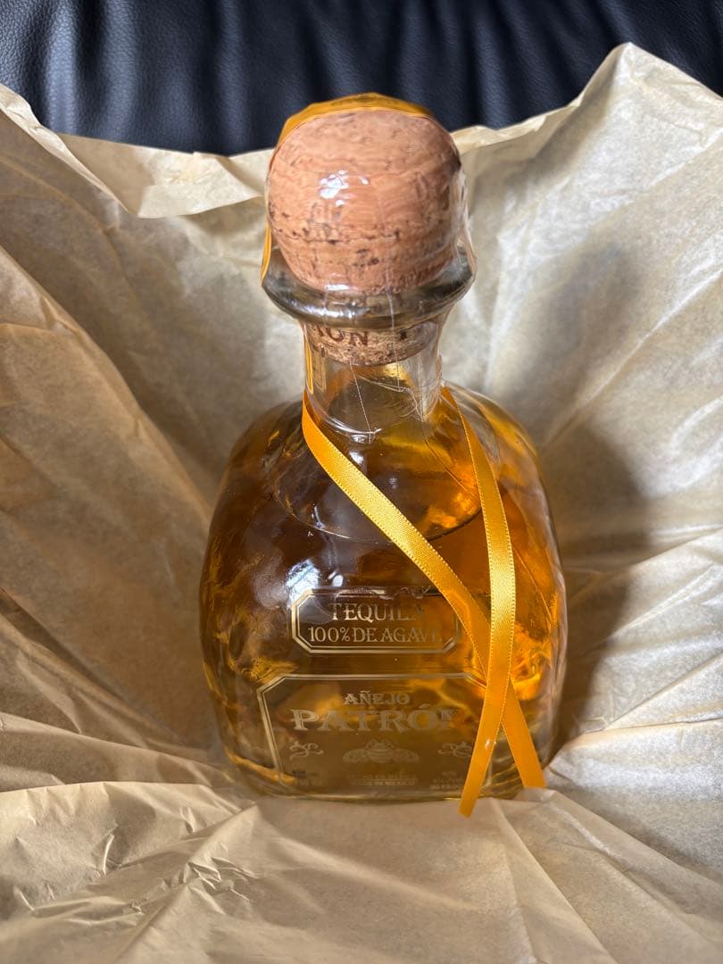 PATRÓN アネホテキーラ 750ml