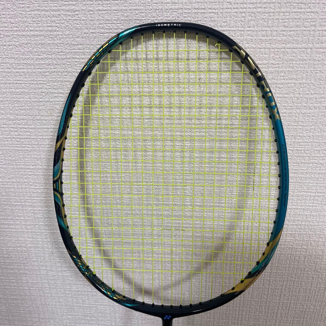 アストロクス88Spro 4UG5 バドミントンラケット