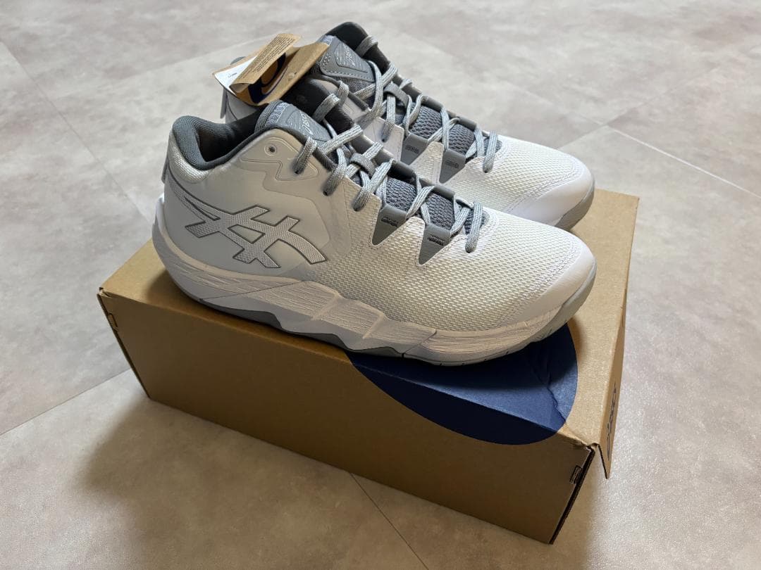 【新品未使用】ASICS　アンプレアルス2　 ワイド　27.0cm　タグ・箱有