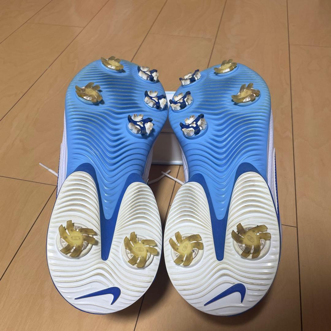 シューズ(男性用) NIKE VICTORY TOUR 3