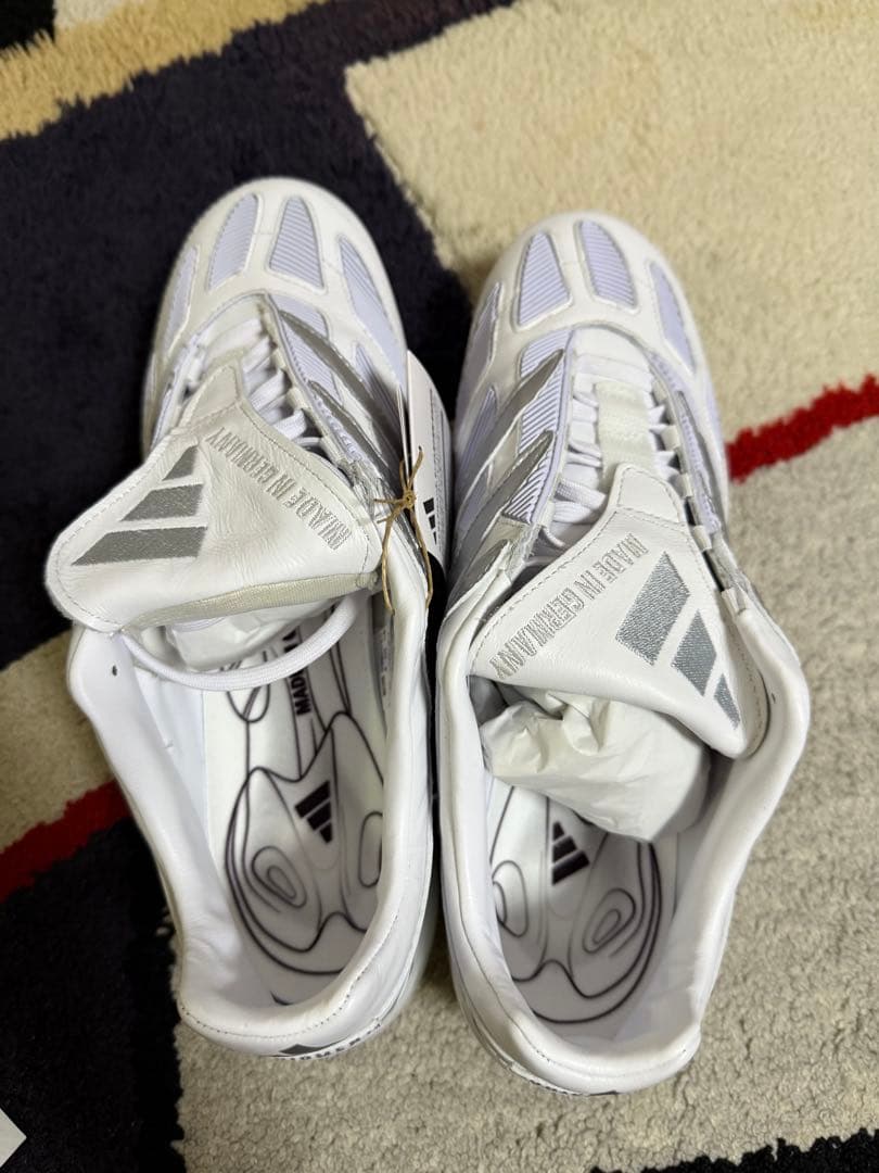adidas プレデタープレシジョン ホワイト