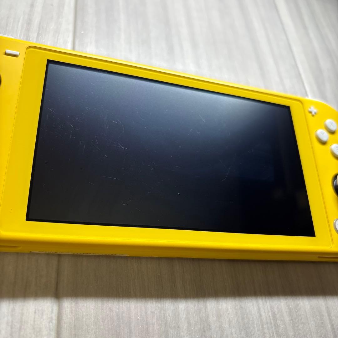 Nintendo Switch Lite ニンテンドースイッチライト イエロー