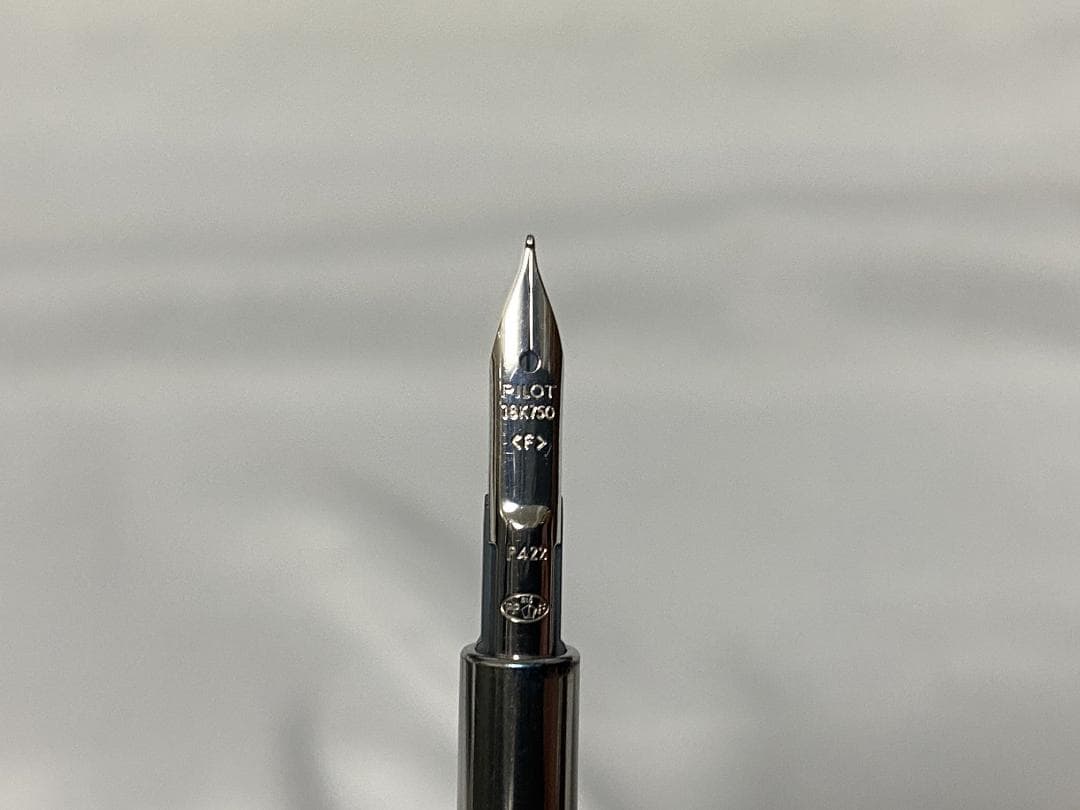 PILOT キャップレス 木軸 ブラック F