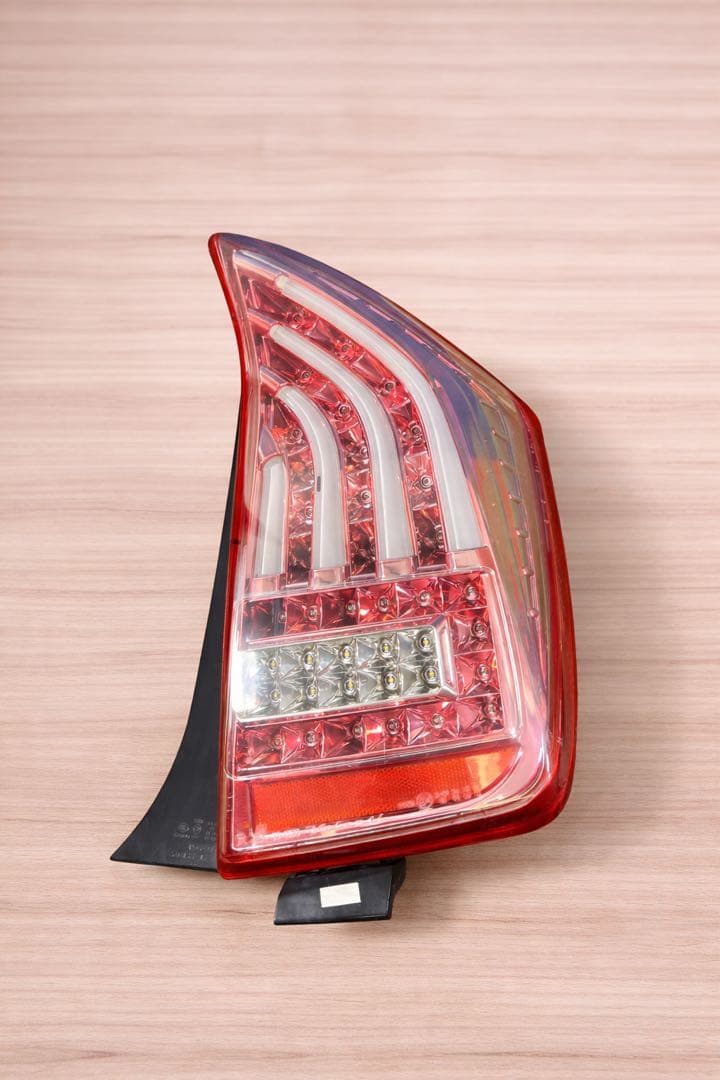 トヨタ プリウス ZVW30 テールライト ラバタイプ テールランプ