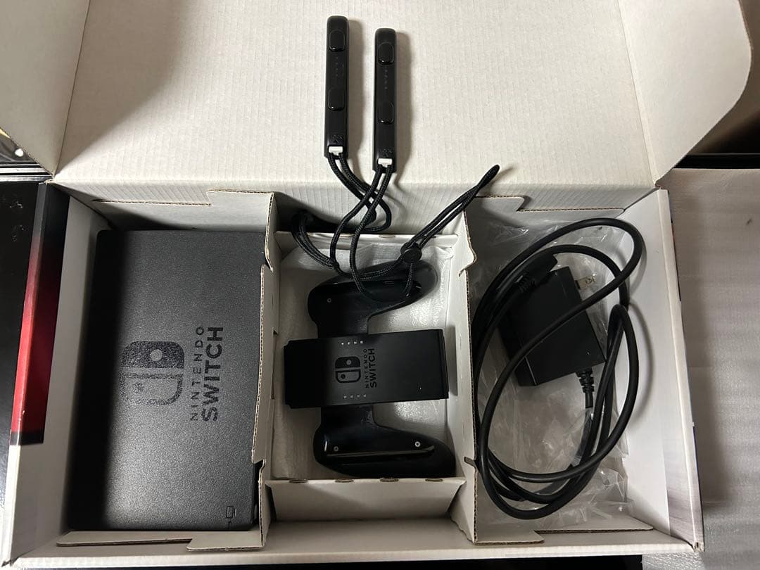 Nintendo Switch 本体 HAC-001 旧型 赤ジョイコン