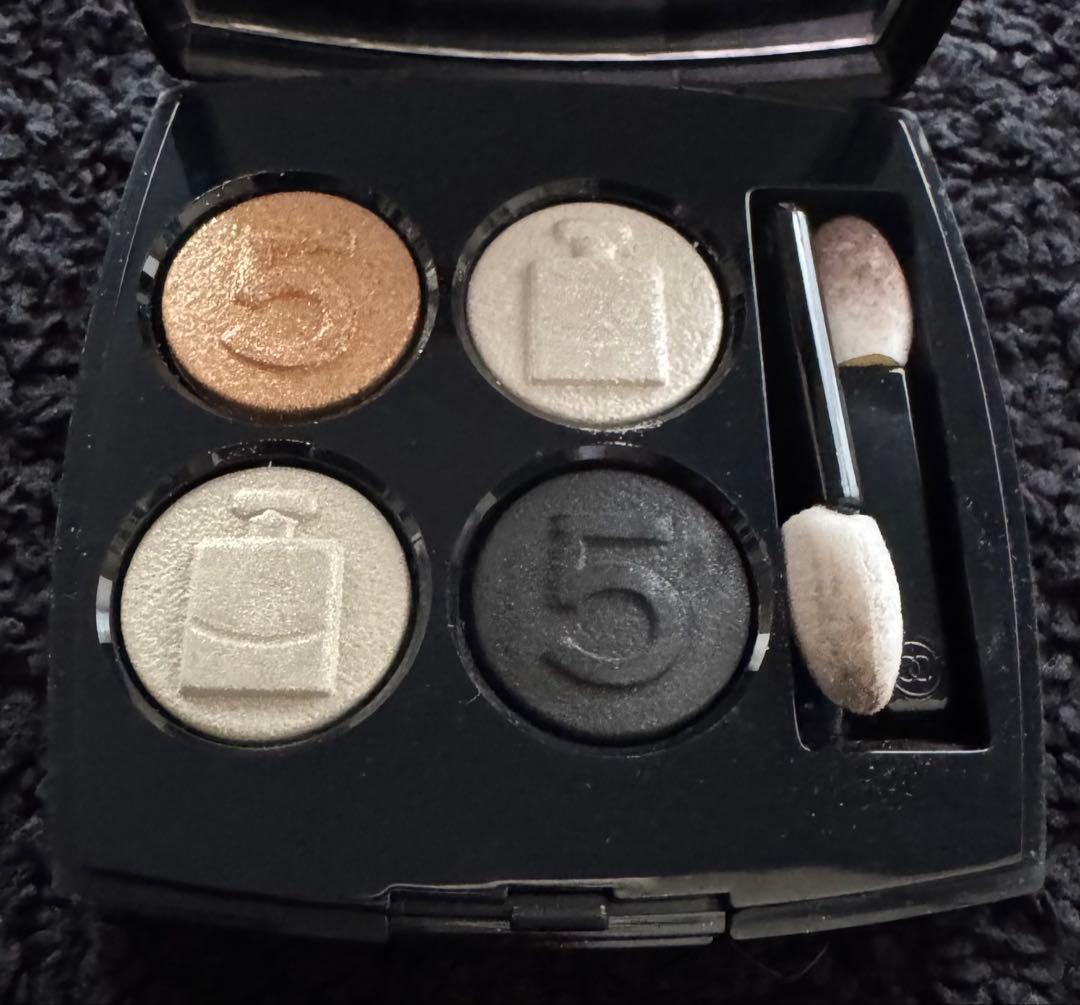 CHANEL アイシャドウパレット N°5