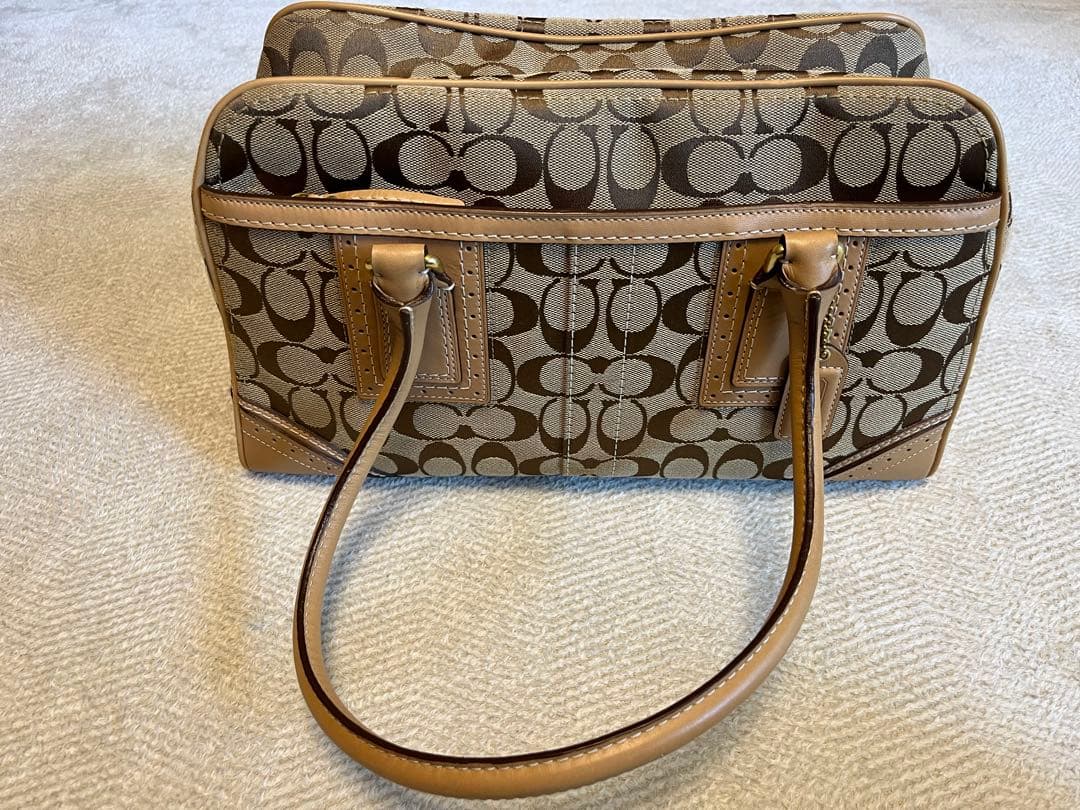 【値下げ】COACH ショルダーバッグ 10533 ハンプトングシグネチャー