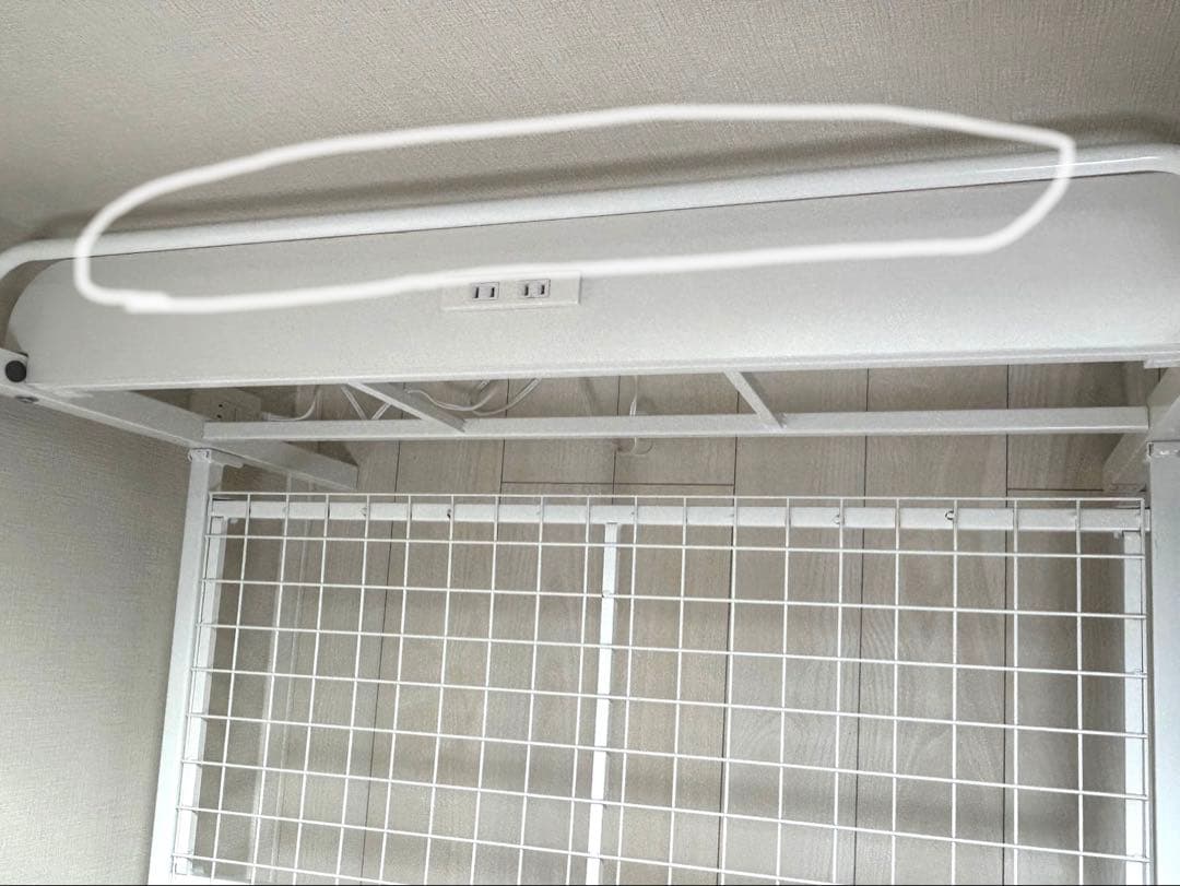 【週末セール値下げしました】ニトリ シングルパイプベッド バジーナホワイト