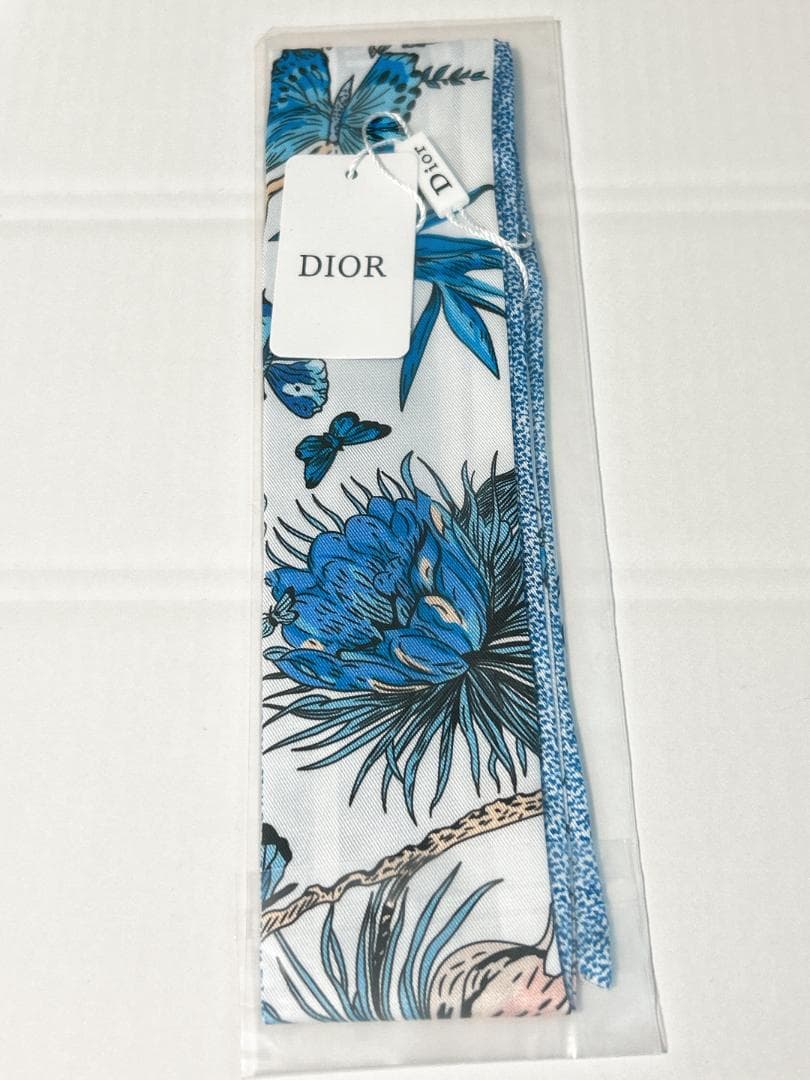ブルー　 フラワーデザイン シルクスカーフ（2025） DIOR