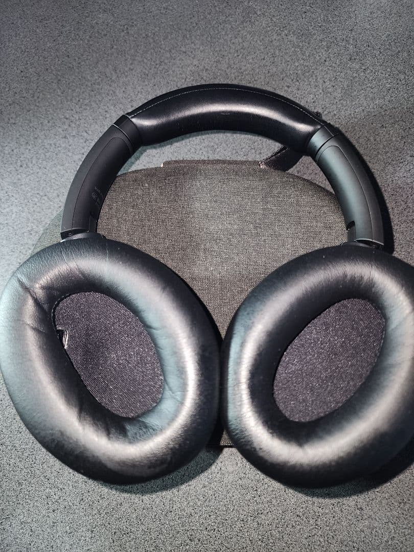 《限定値下げ中【ジャンク？】SONYwh-1000xm4 　ブラック　ヘッドホン