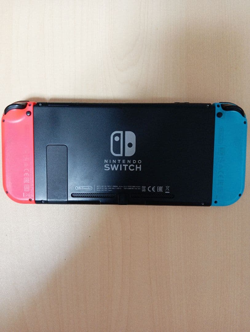 Nintendo Switch 本体 青/赤