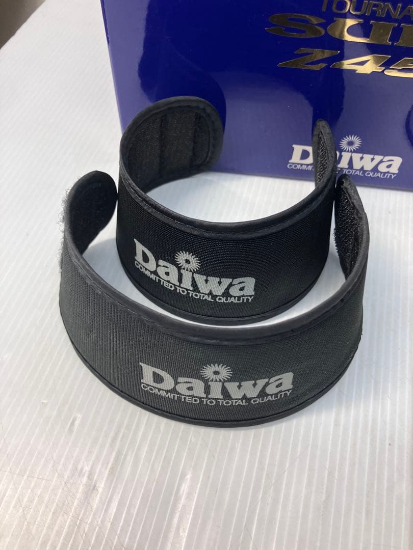 未釣行品！【Daiwa/ダイワ】01トーナメントサーフZ45C　外箱、スプール付