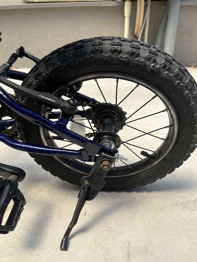 ヨツバサイクル　14インチ　キャプテンネイビー
