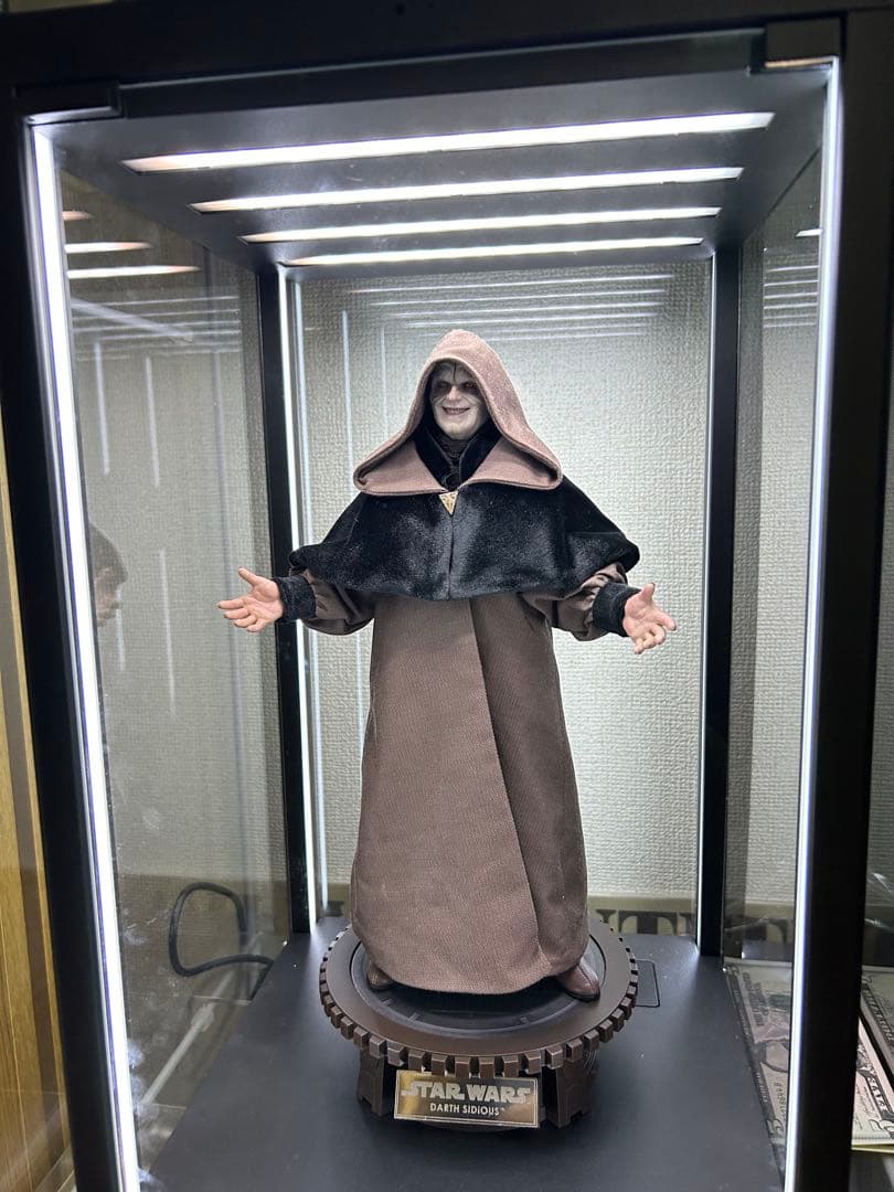 9月までの出品　最終値下げ　ホットトイズ　ダースシディアス　1/6