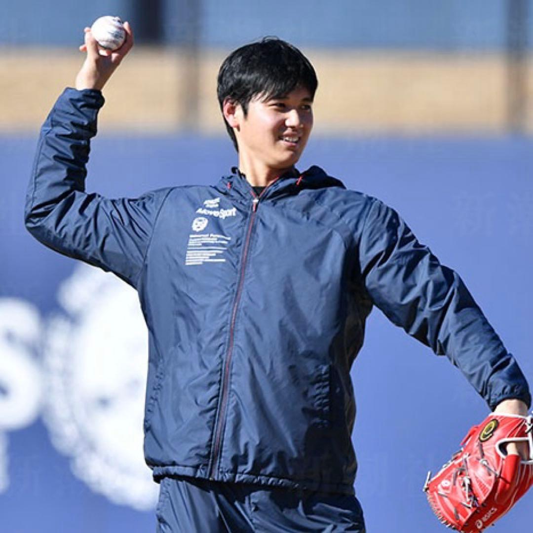 デサントMoveSport裏起毛ウインドブレーカ 大谷翔平愛用 26700円相当