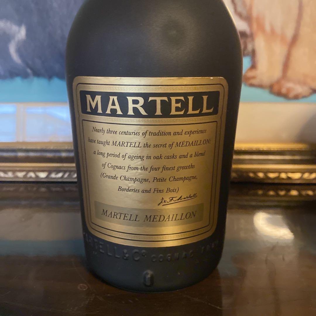Y*L様 マーテル　VSOP メダイヨン　700ml 未開封