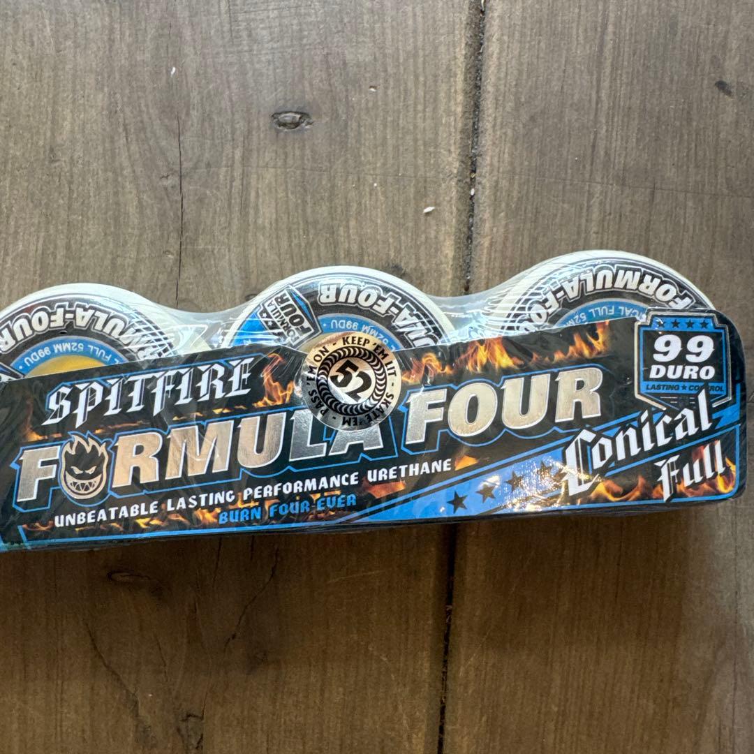Spitfire Formula Four コニカルフル52mm99D