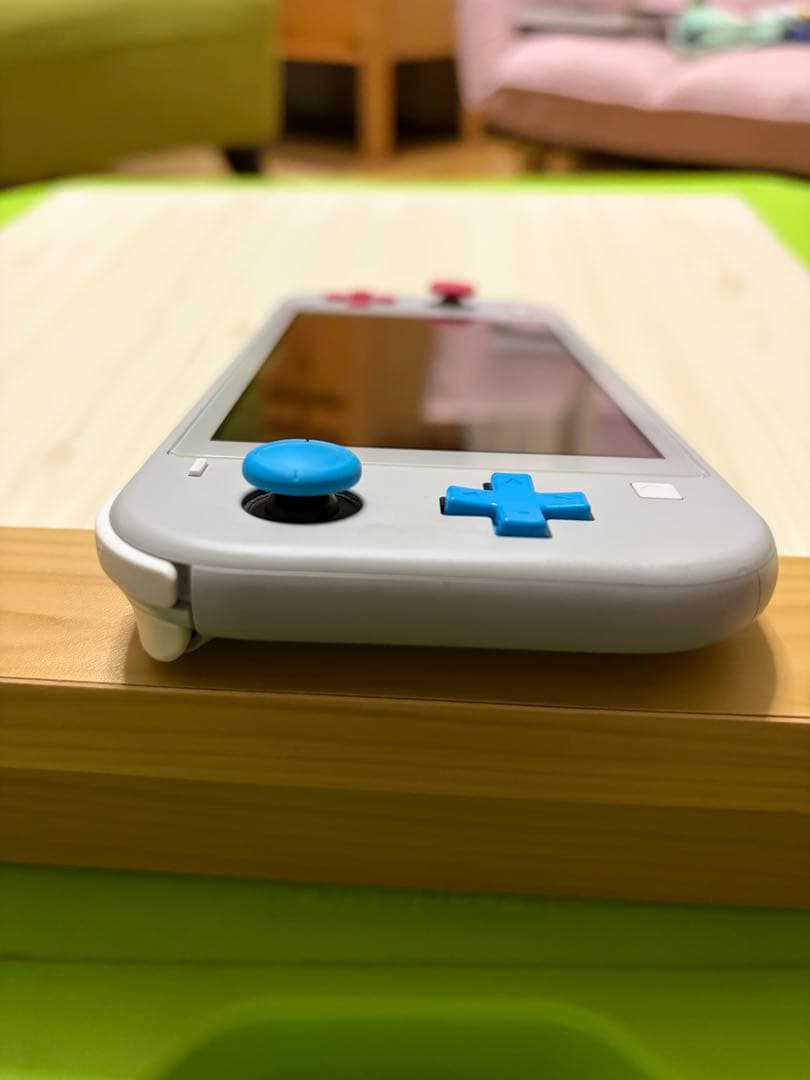 Nintendo Switch Lite ポケモンデザイン ザシアンザマゼンタ