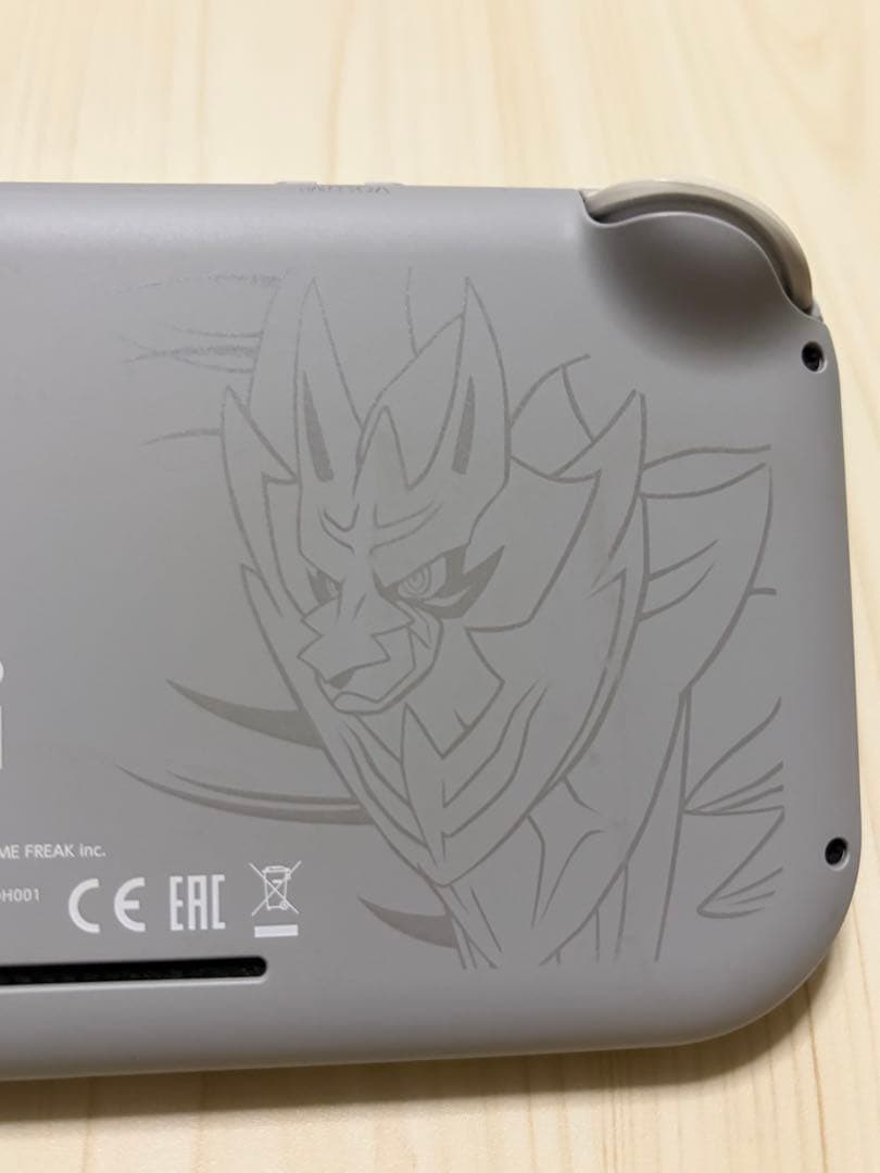 Nintendo Switch Lite ポケモンデザイン ザシアンザマゼンタ