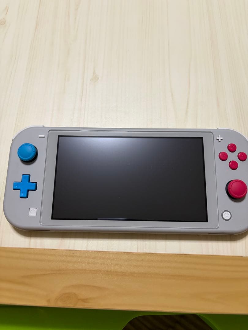 Nintendo Switch Lite ポケモンデザイン ザシアンザマゼンタ