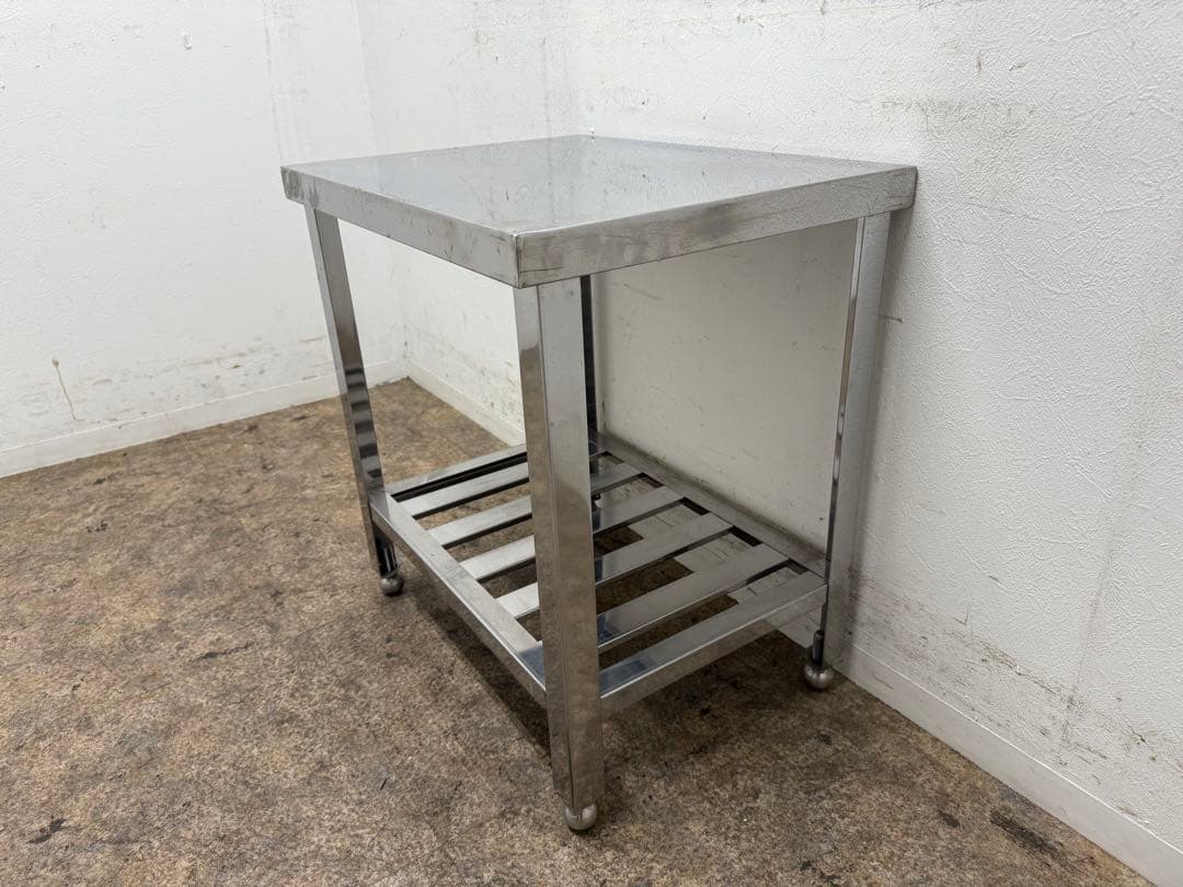 ステレオ　業務用　作業台　厨房　飲食店　W６００ｘD４５０ｘH６５０ｍｍ
