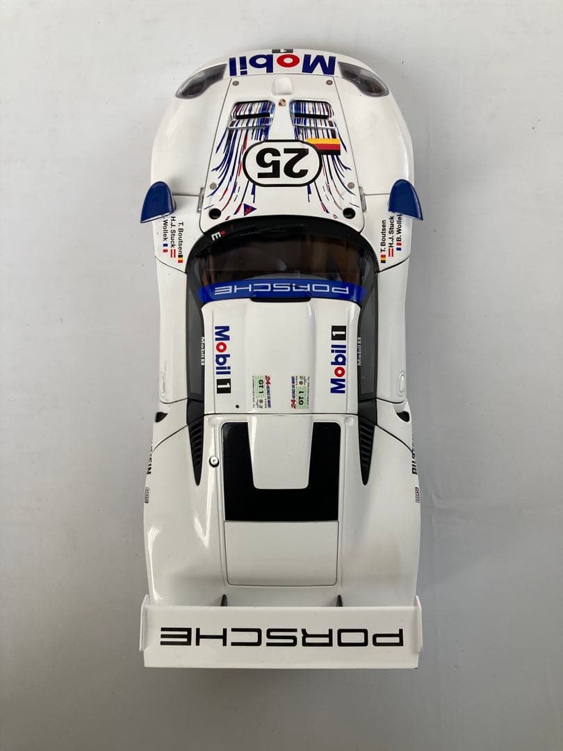 AUTOart 1/18 ポルシェ911GT1 #25 1997年ルマン24時間