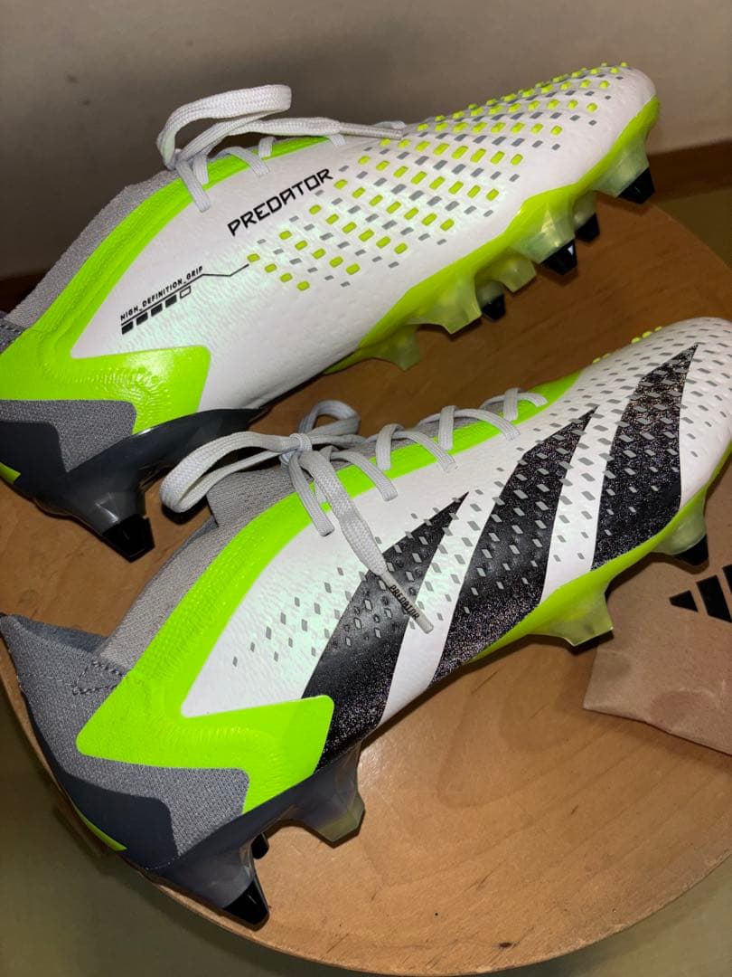 【新品・未使用❗️】adidasプレデターアキュラシーSGスパイク 25.5cm