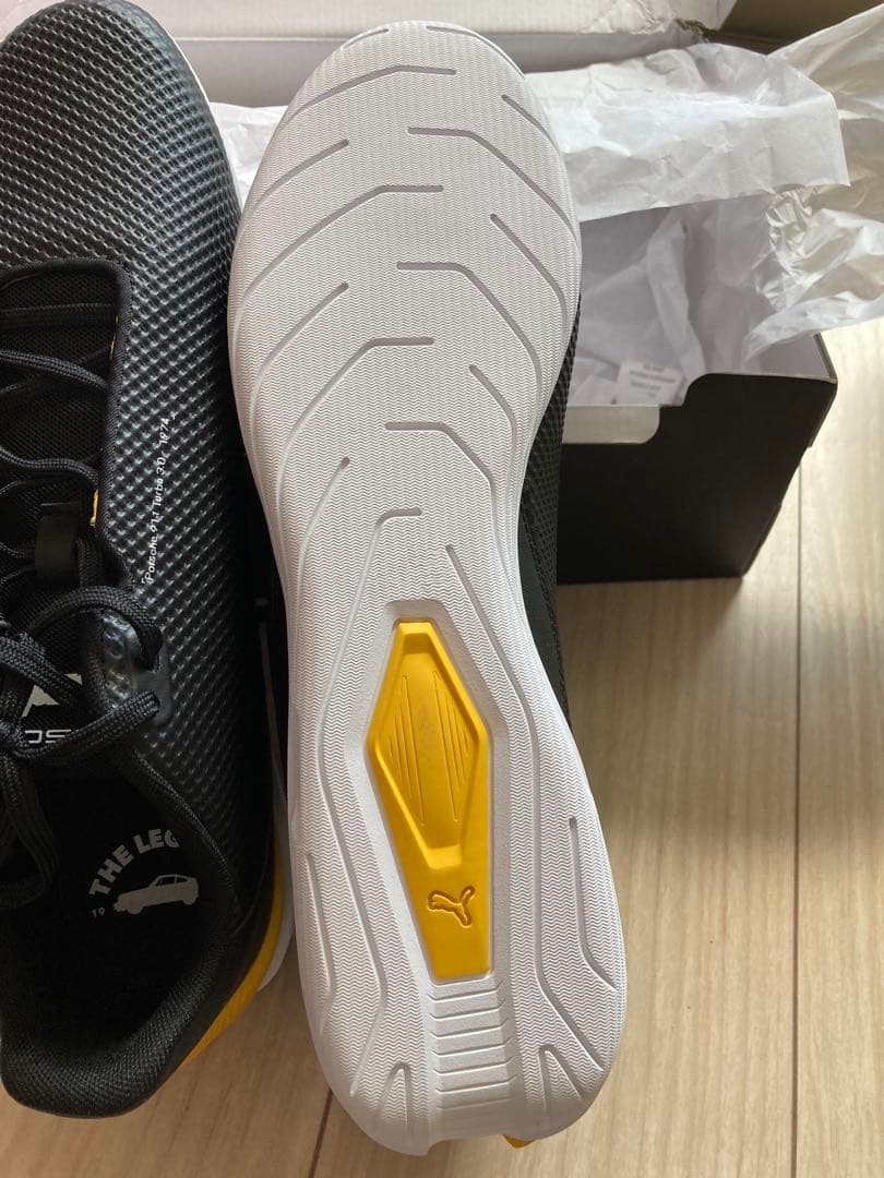 新品未使用　PUMA メンズ ポルシェ ブラック - スポーツ イエロー