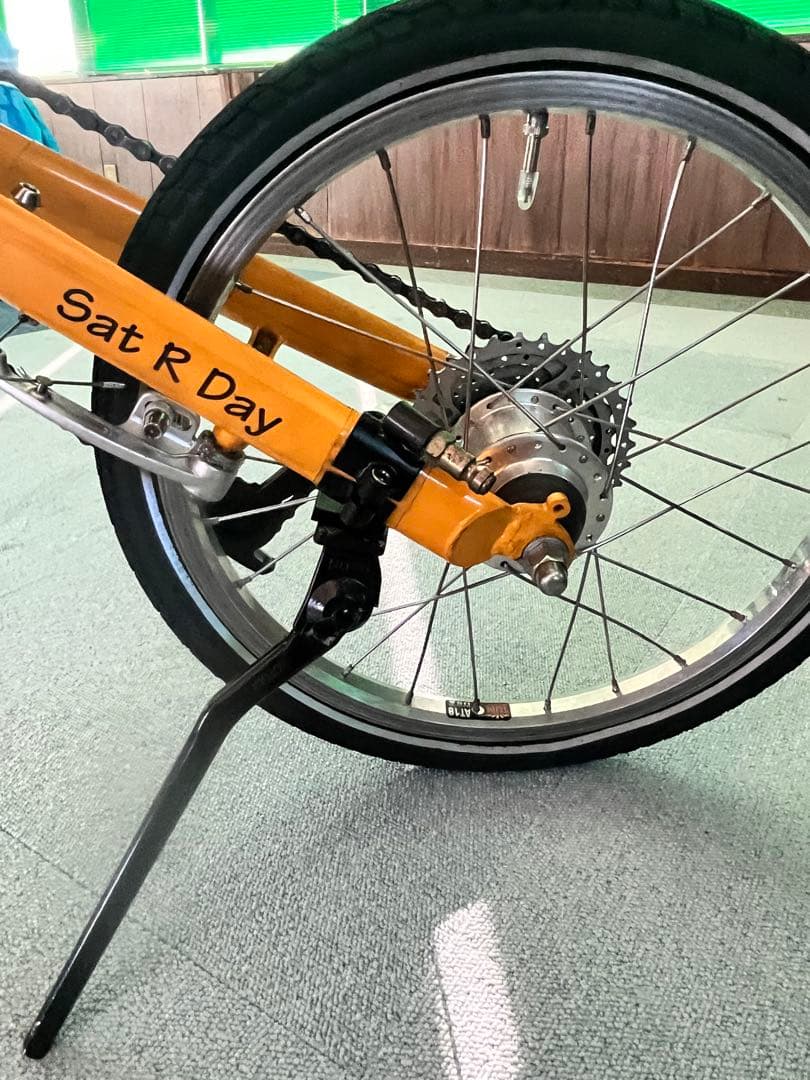 バイクフライデー　Bike Friday リカンベント 自転車　satrday