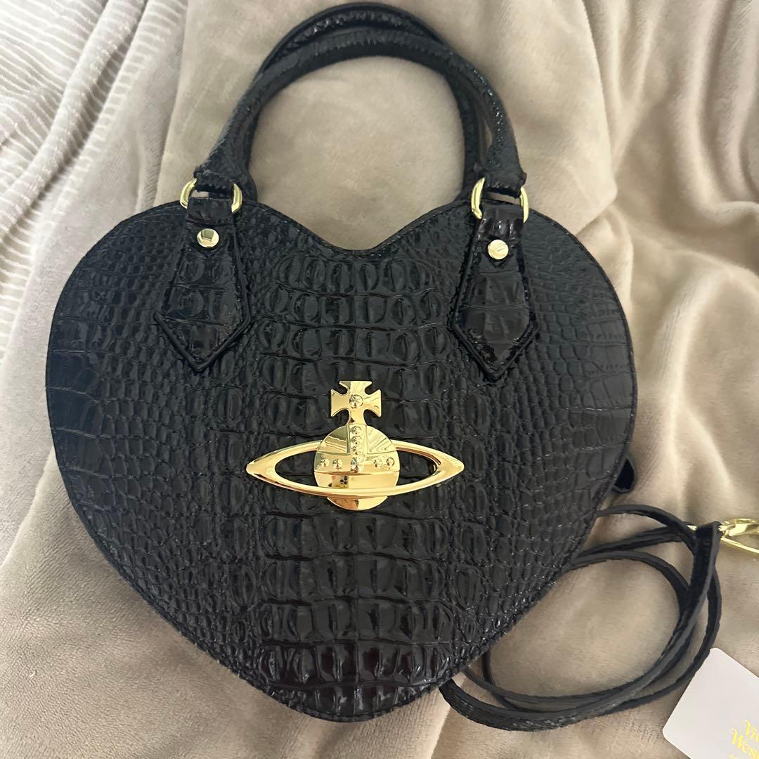 【最終値下げ】Vivienne Westwood ハート型　ショルダーバッグ
