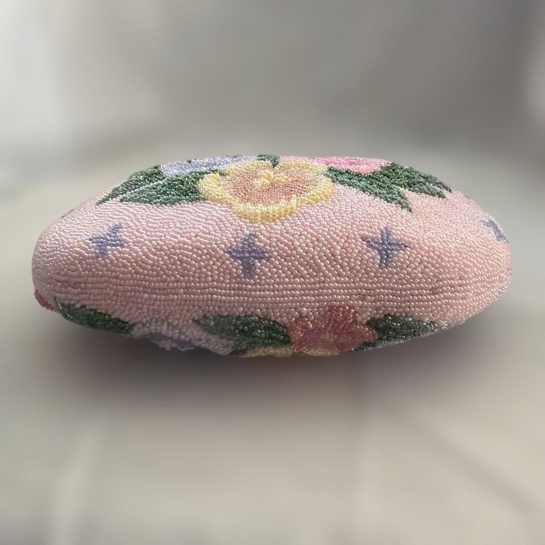 花柄ビーズ刺繍クラッチバッグ　表も、裏も超豪華