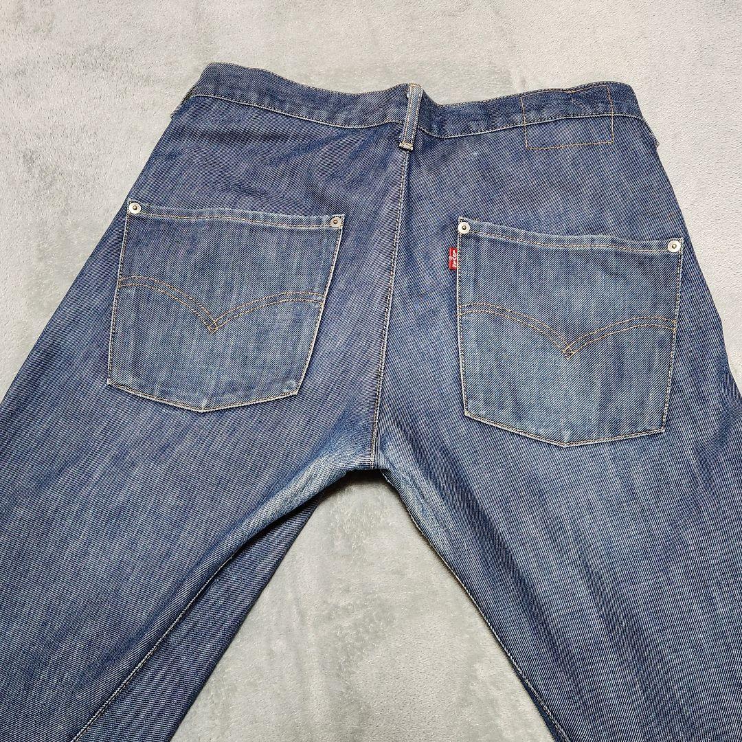 リーバイス ENGINEERED JEANS RELAXED W31 立体裁断