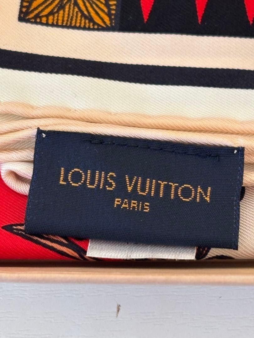 ★【売り切り】 LOUIS VUITTON 　カレ ジュドゥルイ スカーフ