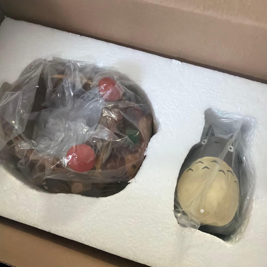 となりのトトロ ￼プランターカバー トトロと森のネコバス