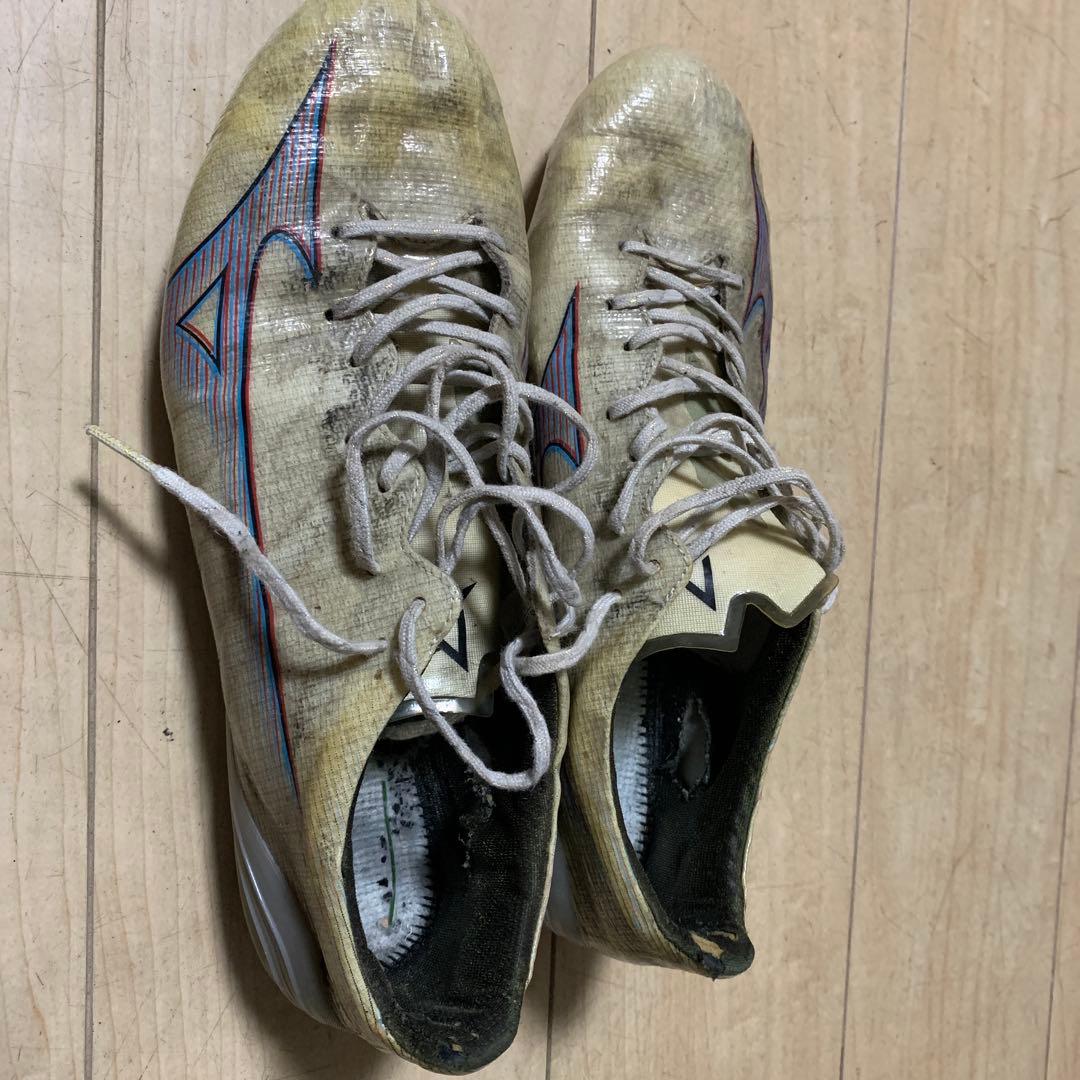 Mizuno サッカーシューズ ベージュ/ホワイト