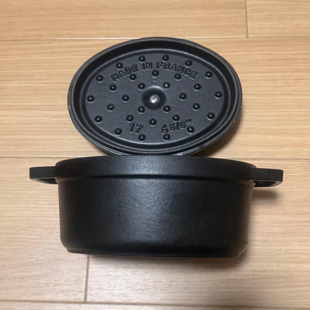 【JUMP】 STAUB LA COCOTTE 両手鍋 17センチ 黒
