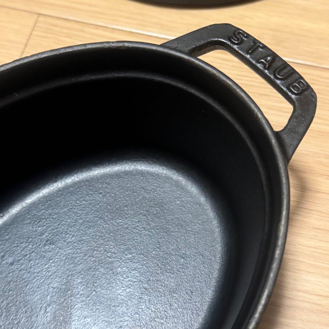【JUMP】 STAUB LA COCOTTE 両手鍋 17センチ 黒