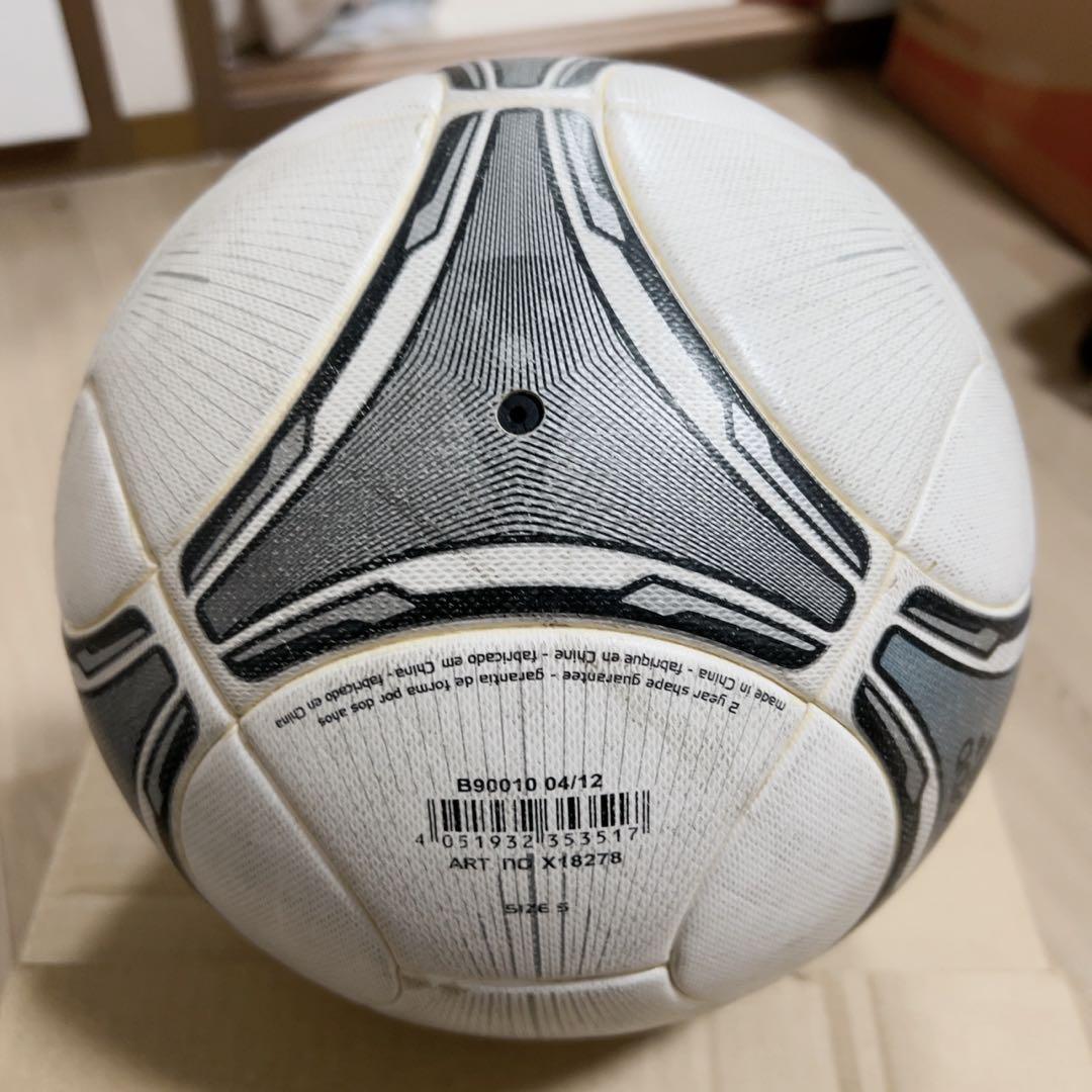 アディダス tango12 タンゴ12 ユーロ2012公式試合球 ジャブラニx