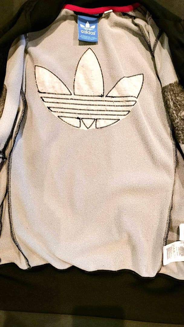 リバプール adidas トラックジャケット 生産終了品 LIVERPOOL
