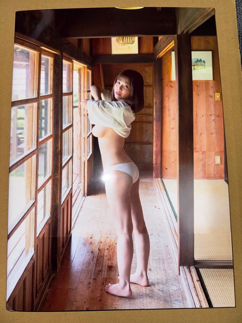 o*n様 るるたん 写真集 『 R-25 』 特装版 ( 写真付き )