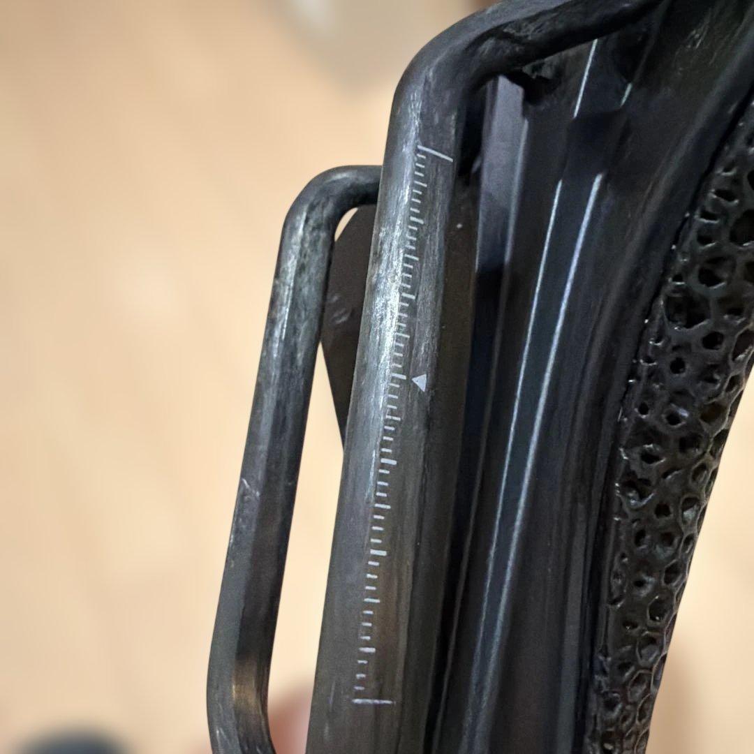 フィジーク VERSUS evo ADAPTIVE アダプティブ サドル