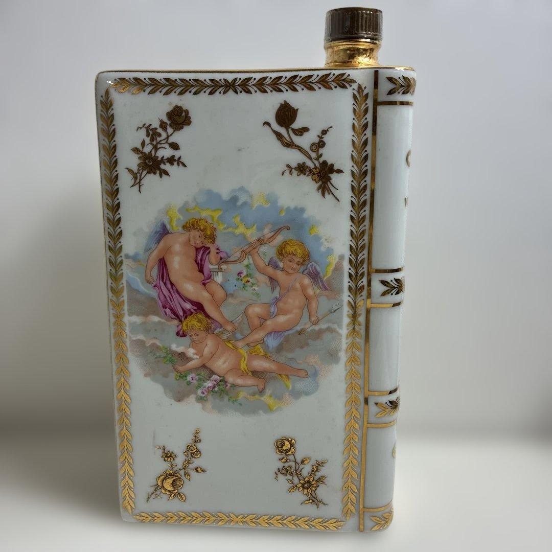 Camus Napoléon Vieille Réserve 陶器ボトル