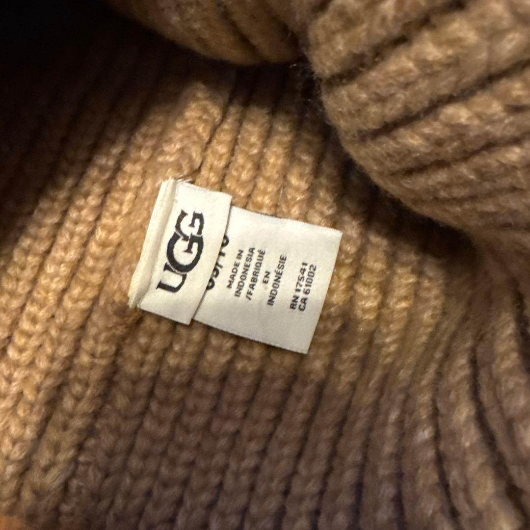 UGG ベージュ ニット帽　新品未使用